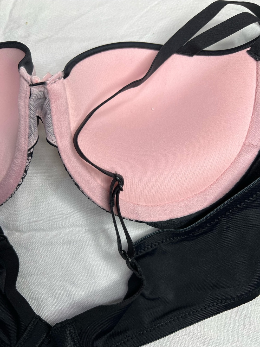 Maidenform Pink and Black Lace Push-Up Bra - Picture 3 of 6